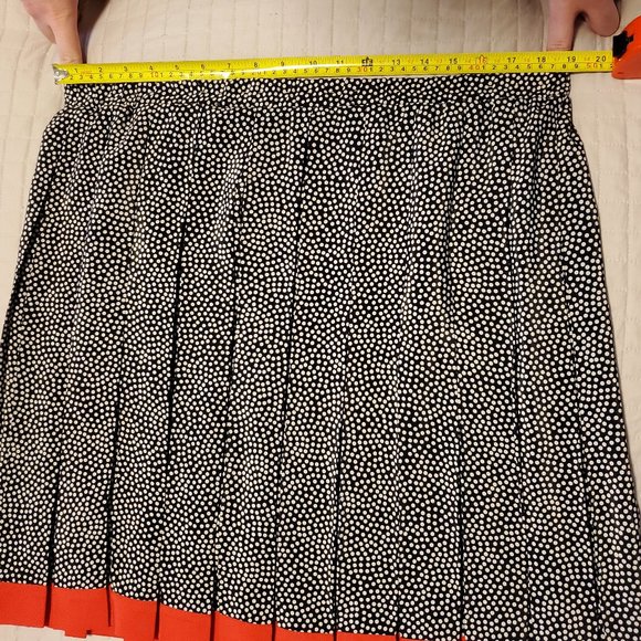 Skirt - Picture 3 of 11